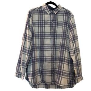 JACH NEW YORK flannel shirt size XL. Blue plaid, Girlfriend style. Snap front.